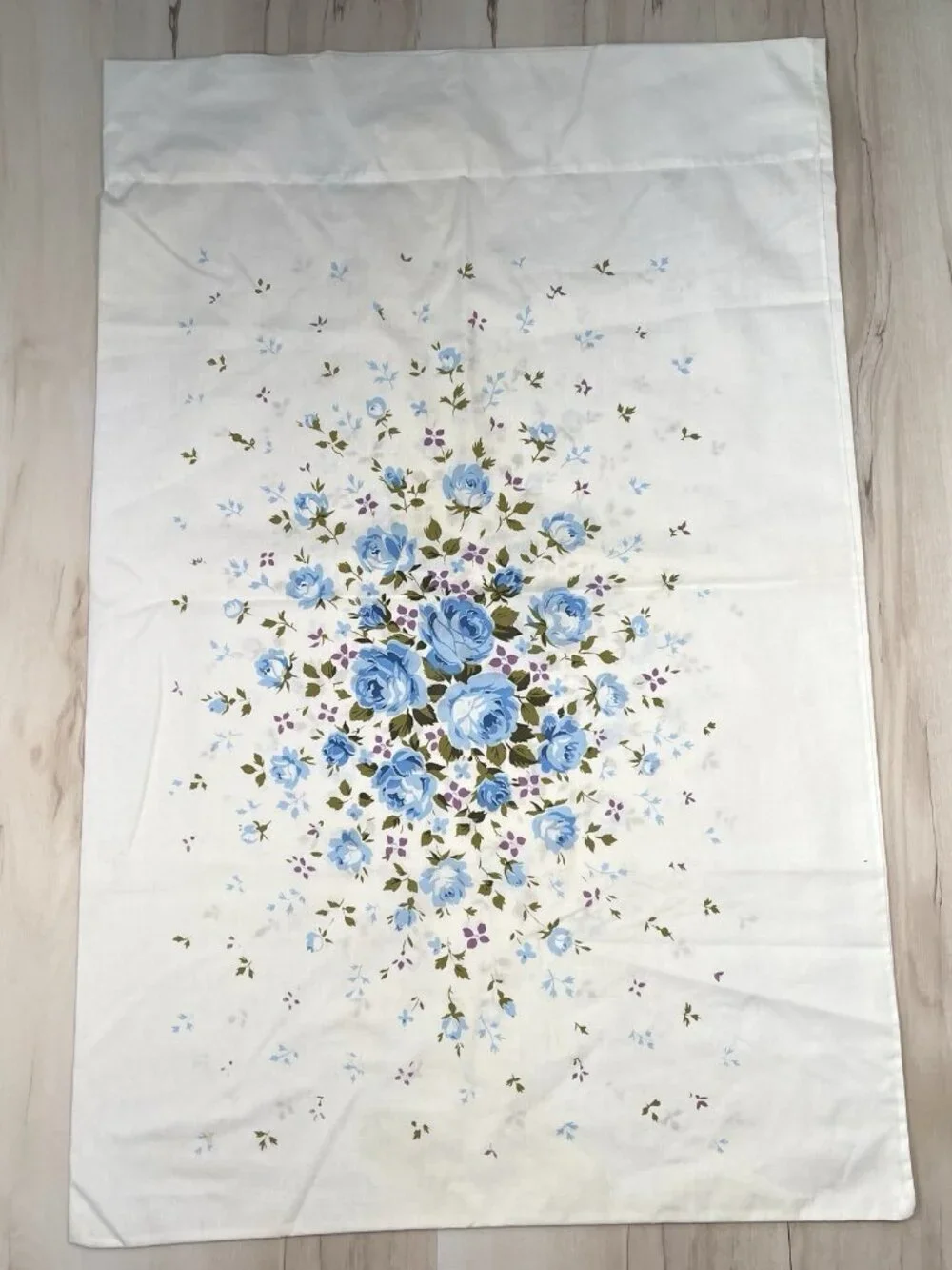 VTG FIELDCREST Perfection 2 Fine Combed Percale KING Size Blue Rose PILLOWCASES